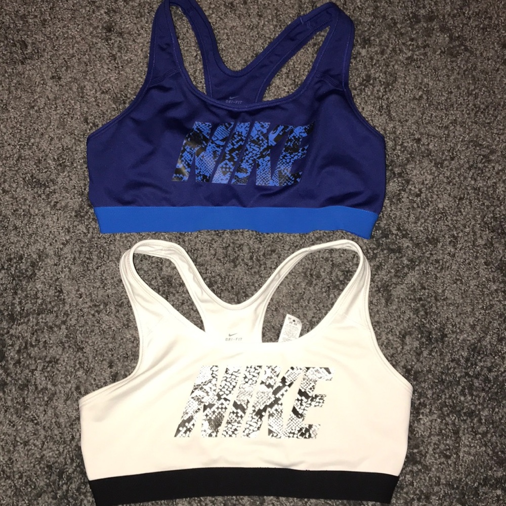 2 nike sport bras